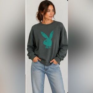 Play boy crew neck. Size xl brand new with tags